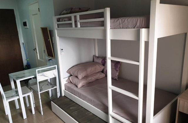 Staycation Unit in Studio City for Rent