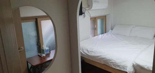 Stayin Myeongdong Guesthouse - Foreigners only