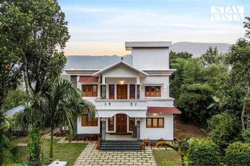 StayVista at Misty Village - BBQ, Bonfire & Meals