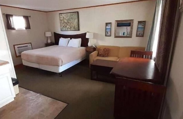 Steps from Wells Beach, Bellevue by the Sea is perfect for your Maine vacation