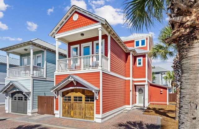 Steps to Beach! | Pool | Foosball | Dog Friendly