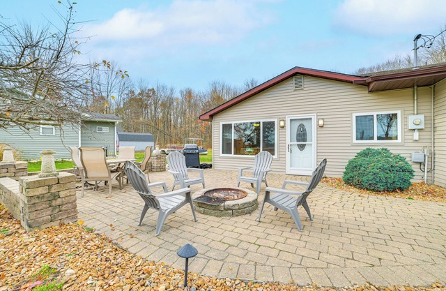 Steps to Long Lake: Cabin w/Patio in Harrison!