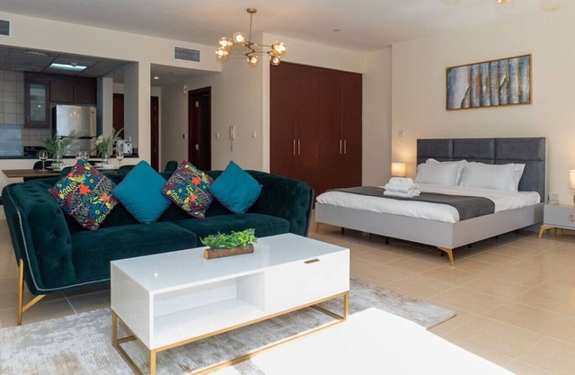 StoneTree - Murjan 2 Studio - Near The Beach