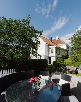 Stryn - house by the river