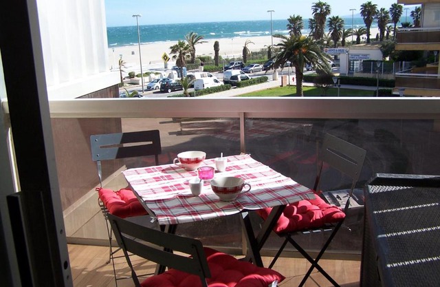 STUDIO à 200 mètres de la plage