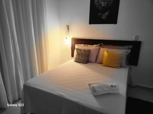 Studio 302 a 2,8 km da UFV, ar condicionado, vaga