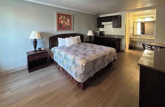 Studio 6 Fort Worth, TX – Downtown East