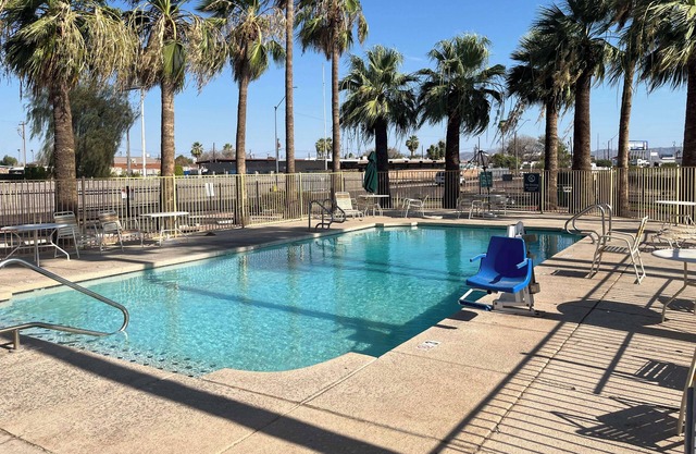 Studio 6 Phoenix, AZ - Midtown