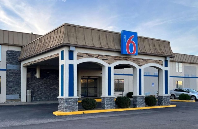 Studio 6 Suites Springfield, OH