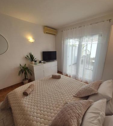 Studio Apartman Bubi