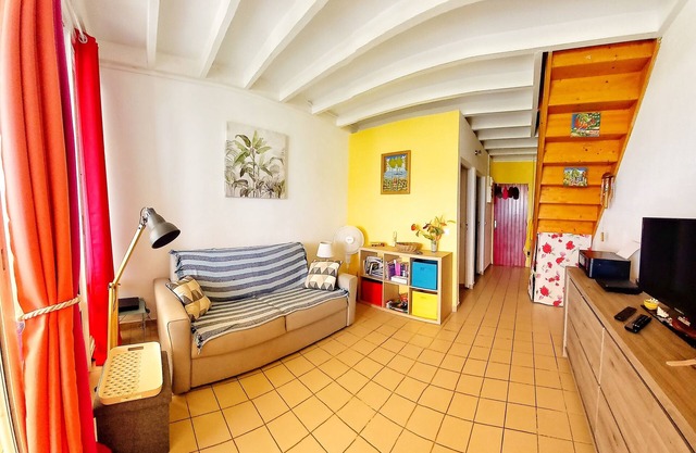 Studio Bis, vue Imprenable sur la Mer, à 50m de la Plage