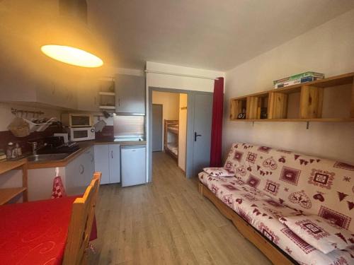 Studio cabine fonctionnel et bien équipé en montagne - FR-1-593-136