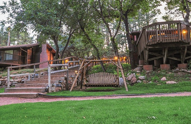 STUDIO FOR 2~(LOWERED RATES)~MOUNTAINSIDE RESORT~BASE OF TONTO CREEK~MUST SEE