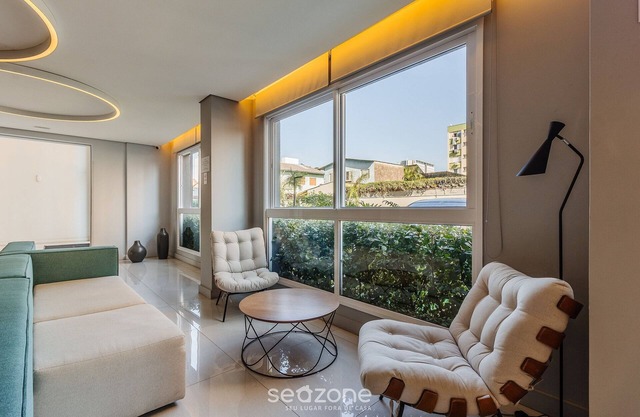 Studio in Building With Pool Con1206