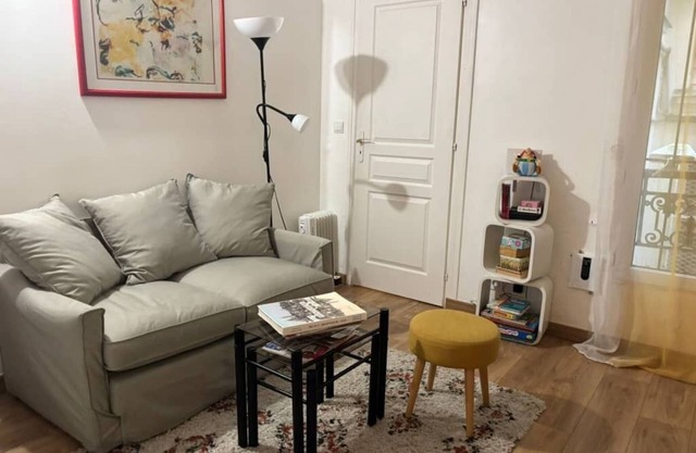 Studio in heart of Montmartre