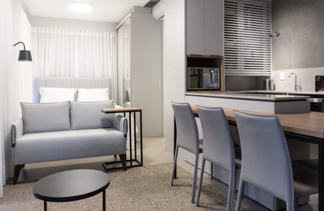 Studio sofisticado próx. ao shopping | Centro