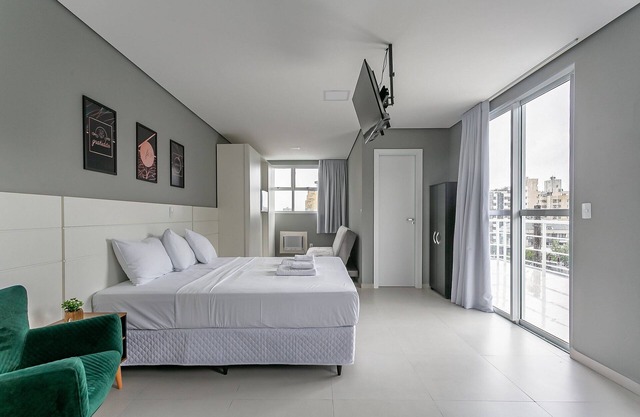 Studio with balcony next to Beiramar Shop #HKS26