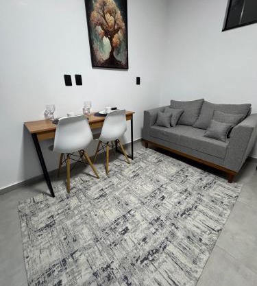 Studio302 2p Bem localizado