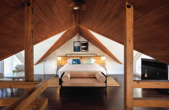 Stunning 2 Floor Loft in Vibrant Key West Ideal for Romantic Weekends - Pool