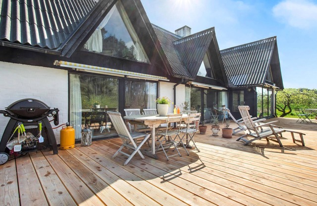 Stunning apartment in Gudhjem