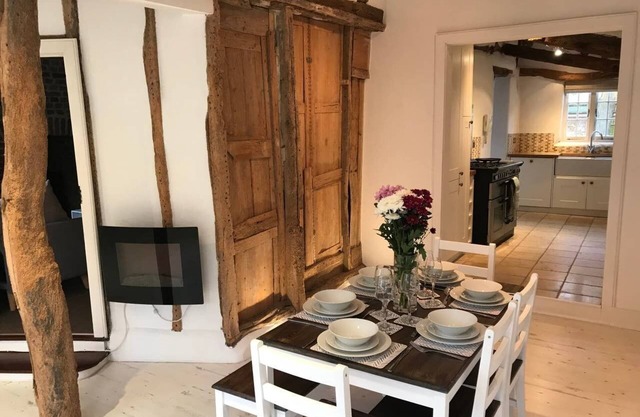 Stunning cottage in picturesque village