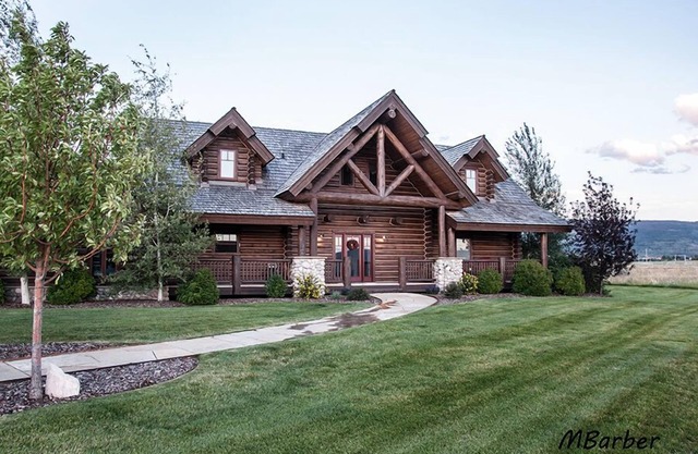 Stunning Custom Log Home with Breathtaking Views of Teton Mountains, Driggs, ID