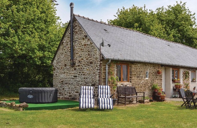 Stunning home in Fougerolles Du Plessis