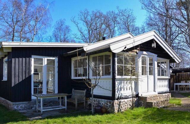 Stunning home in Græsted with WiFi