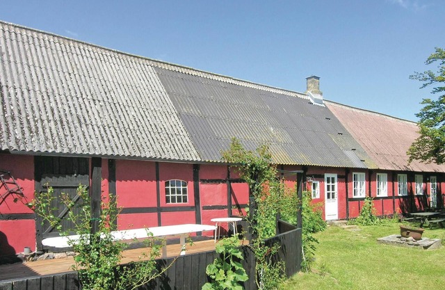 Stunning home in Nexø with WiFi