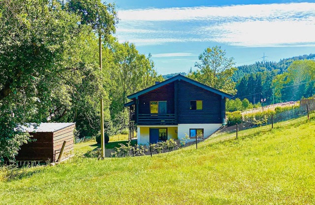 Stunning home in Nimsreuland with WiFi