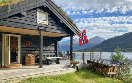 Stunning Home In Todalen