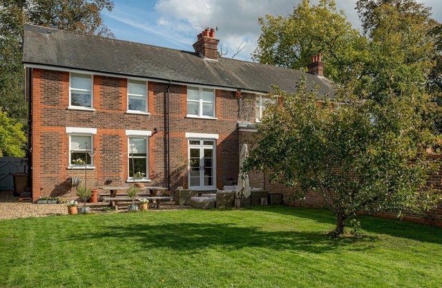 Stunning Modern Countryside Home | PassTheKeys®