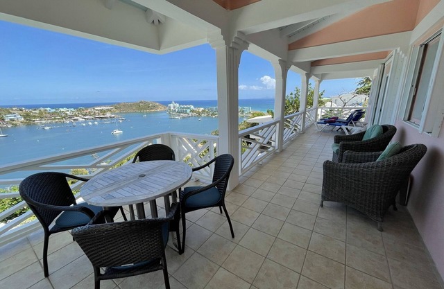 Stunning Ocean & Oyster Pond Views Private Villa Fast Fiber WiFi & 40ft Terrace