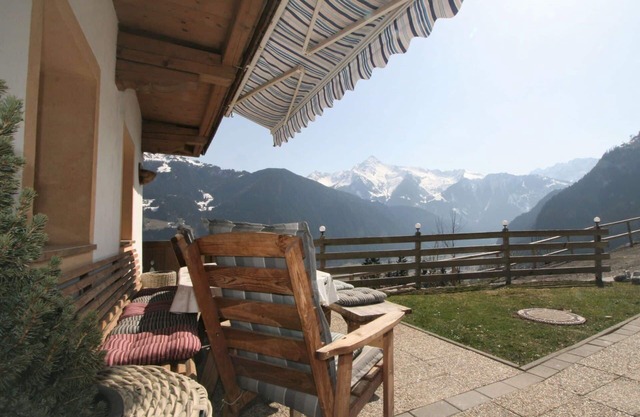 Stunning private villa for 8 people with TV and terrace