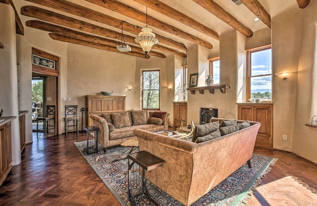 Stunning Santa Fe SW-Style Getaway w/Indoor Pool!