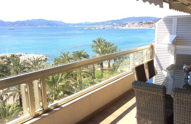 Stunning Sea View Apartment on La Croisette