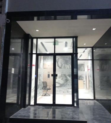 Stunning studio with balcony close to metro