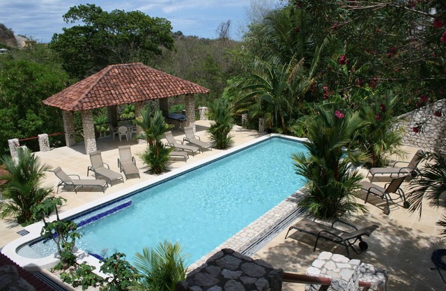Stunning Villas, Ocean Views Plus a Pool - VILLAS CASA LOMA - Villa 2