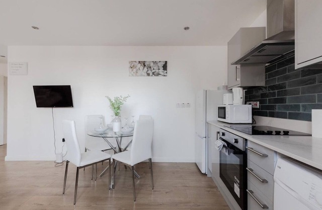 Stylish 1BDR in West Ealing – Ideal Location!