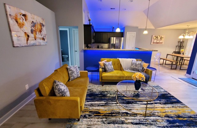 Stylish and Cozy home in Walls, Ms