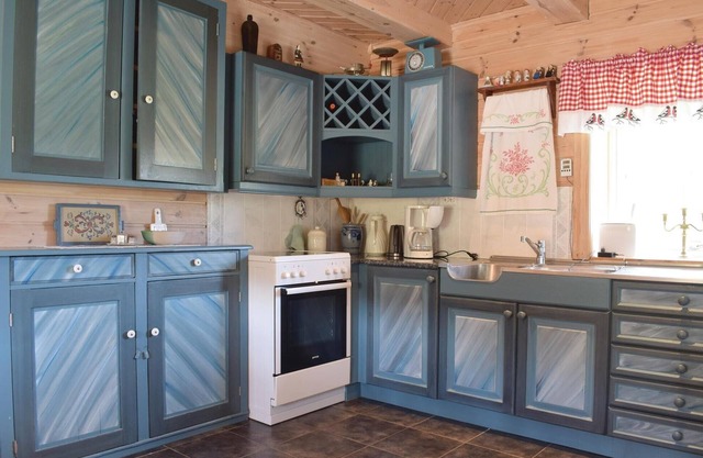 Stylish cottage in former post office from 1800. Very central location in beautiful nature.