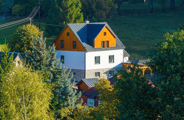 Stylish wellness vacation home in the Lusatian mountains - for up to 15 guests