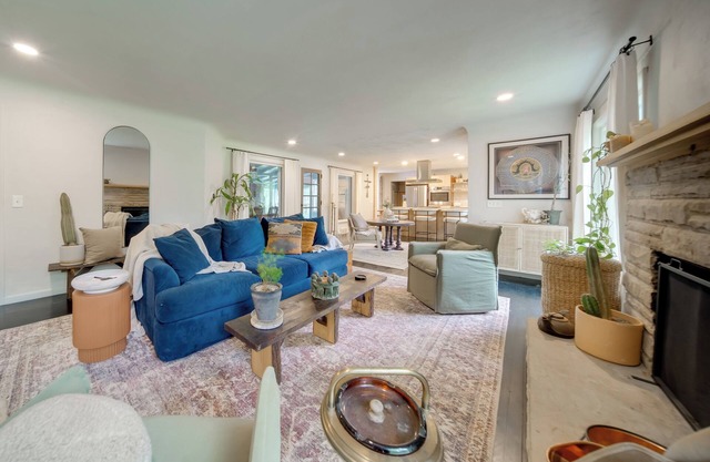 Stylish Willoughby Hills Retreat w/Fireplace!