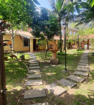 Suítes Quintal de Lázaro 3