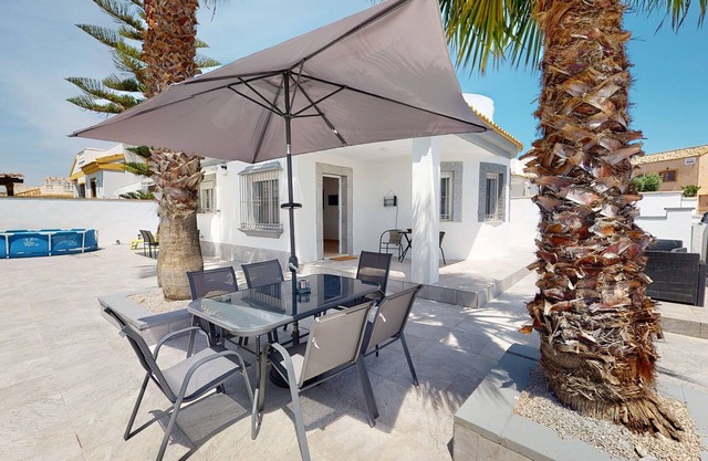 Sucina 3-Bed Villa, Sleeps 6 & Pet Friendly