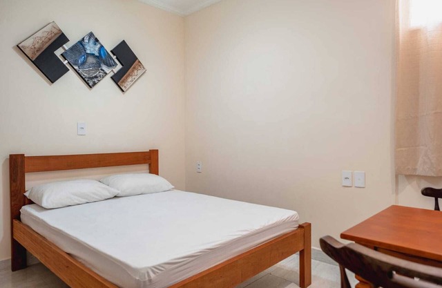 Suite 3 with air conditioning, Wi-Fi, minibar, TV and swimming pool. Close to the beach.