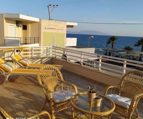 Suite in front of the sea