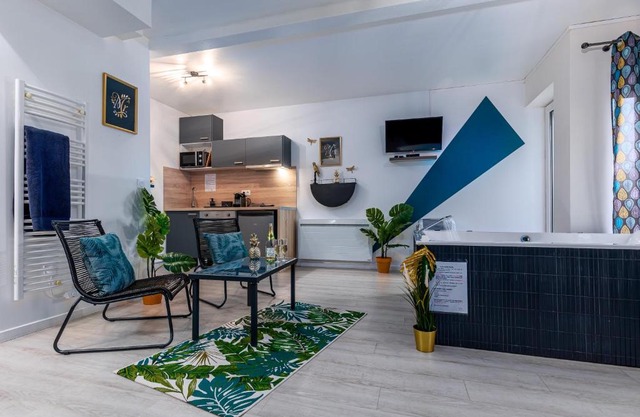 Suite SPAradise - SPA Privé - 6min Disneyland PARIS