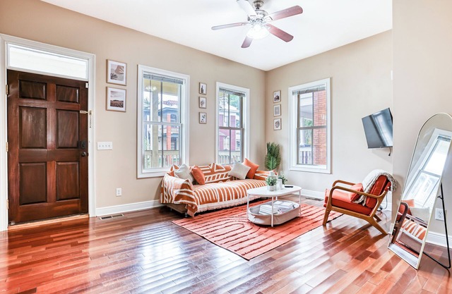 Summer Vibes - Stylish Duplex by Forsyth Park - 14PPL