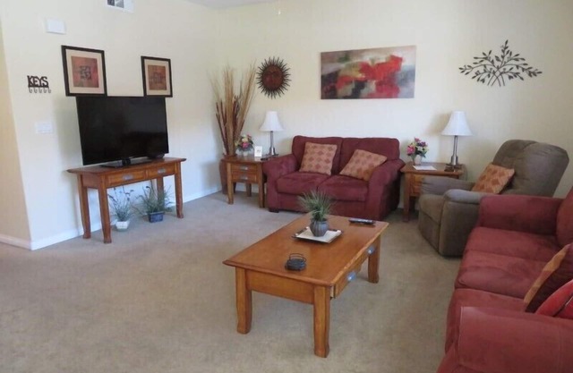 Summit Hawk by Mesquite Vacation Rentals with Patio and $510 in free daily activities